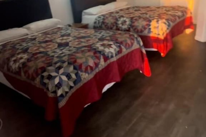 Room 12 of 22