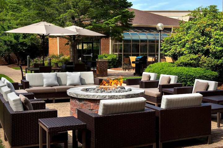 Terrace/Patio 24 of 25