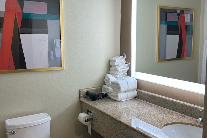 Room 21 of 62
