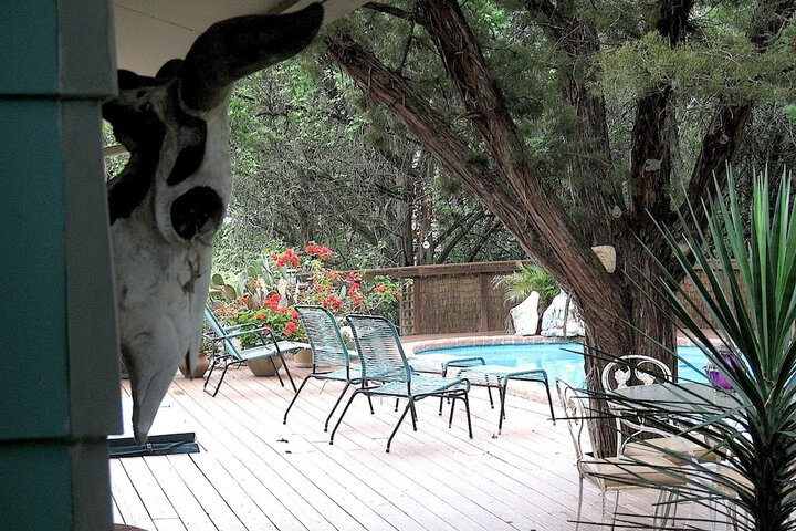 Pool 19 of 108