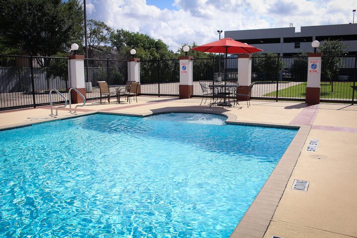 Pool 3 of 23