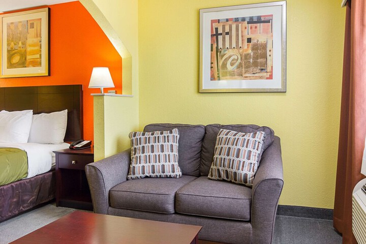 Quality Inn Carthage