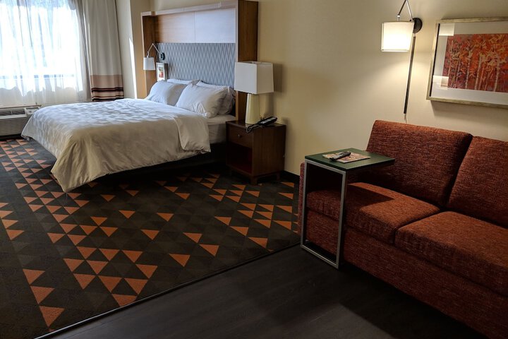 Holiday Inn Champaign by IHG