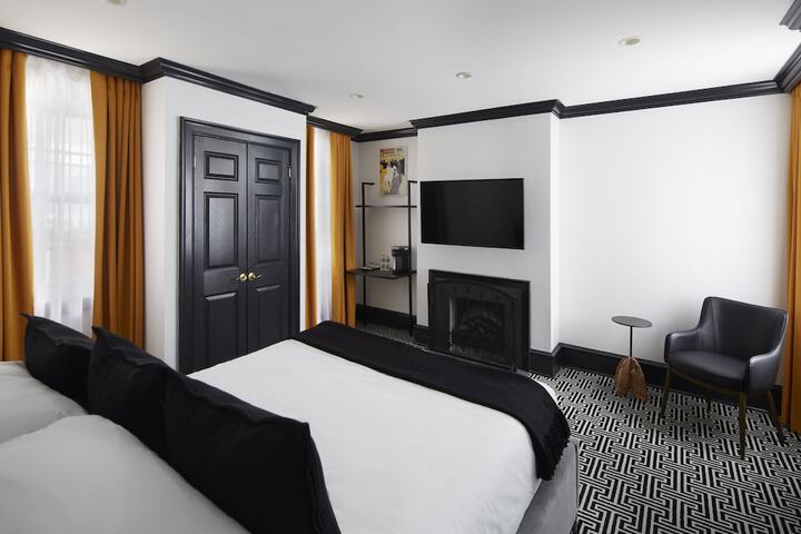 Room 38 of 64