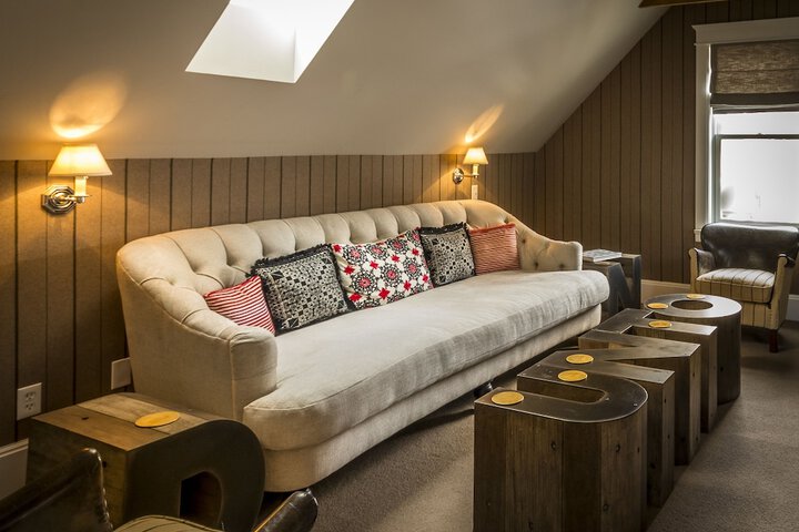 Dunton Town House