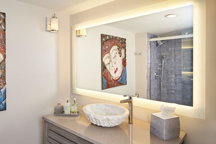 Room 43 of 85