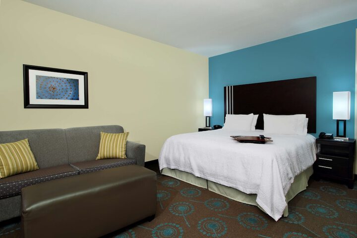 Room 16 of 26