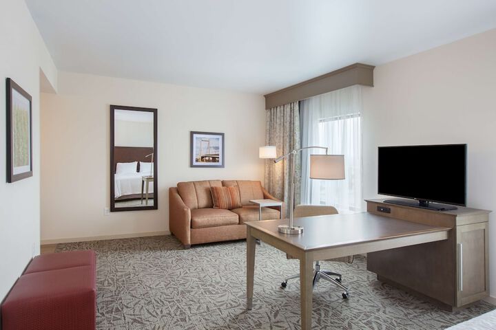 Room 25 of 34