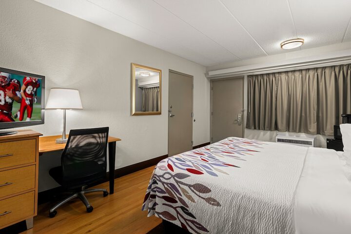 Room 19 of 37