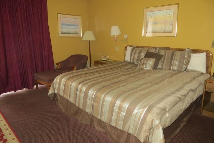 Room 34 of 42