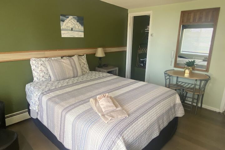 Room 123 of 177