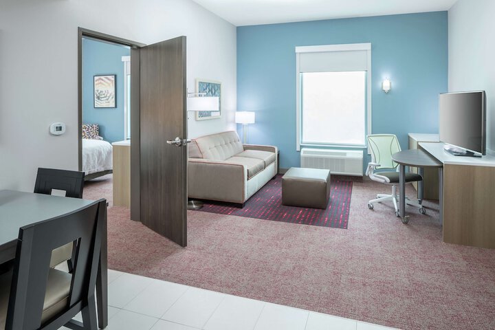 Room 14 of 46
