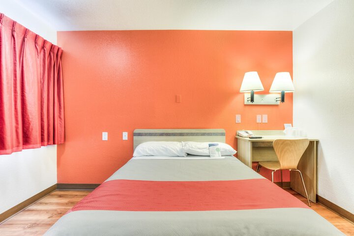 Motel 6 Tigard OR - Portland South - Lake Oswego