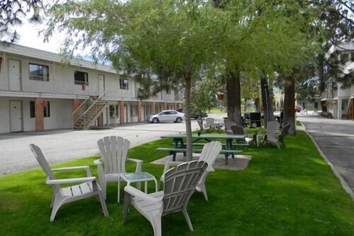 Property Grounds 24 of 25