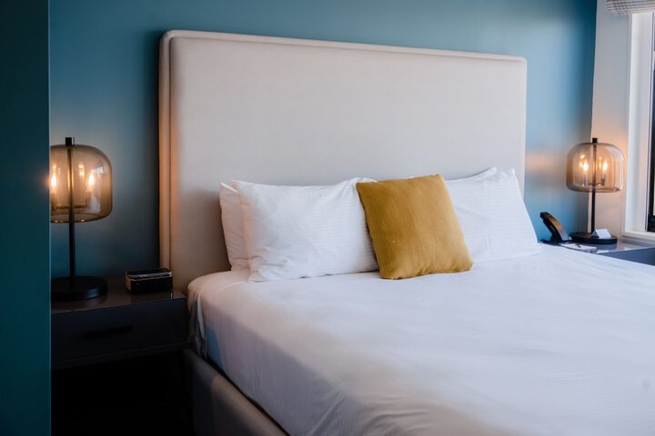 Room 4 of 60