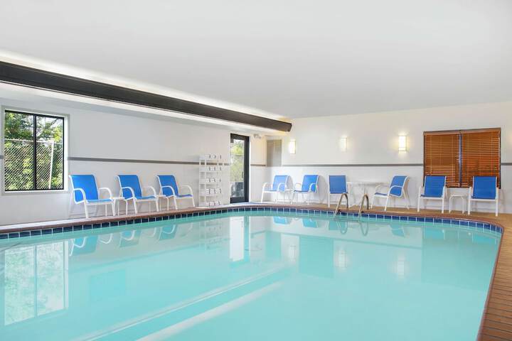 Pool 5 of 27