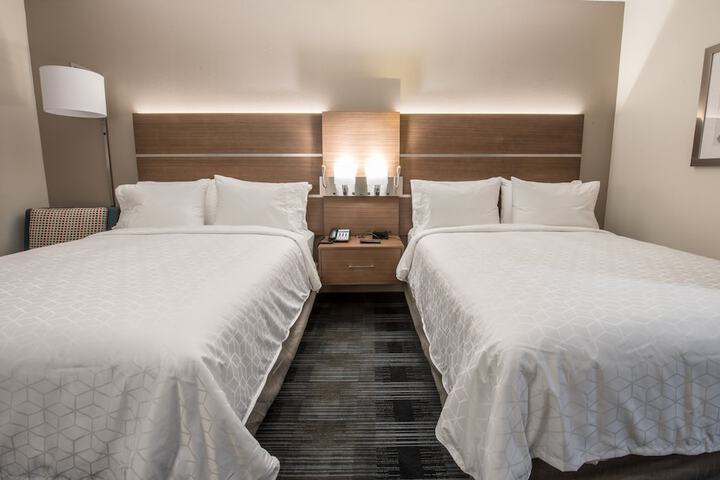 Room 43 of 72