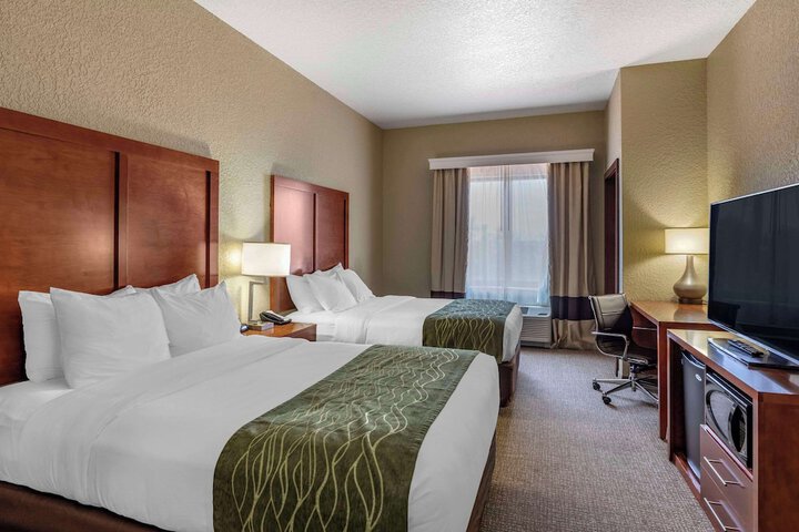 Comfort Inn & Suites