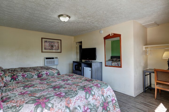 Room 20 of 25