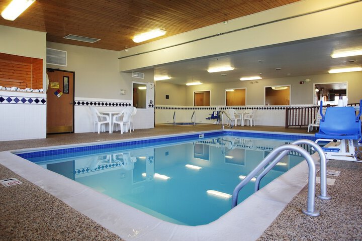 Pool 6 of 53