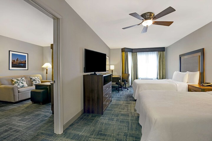 Room 37 of 52