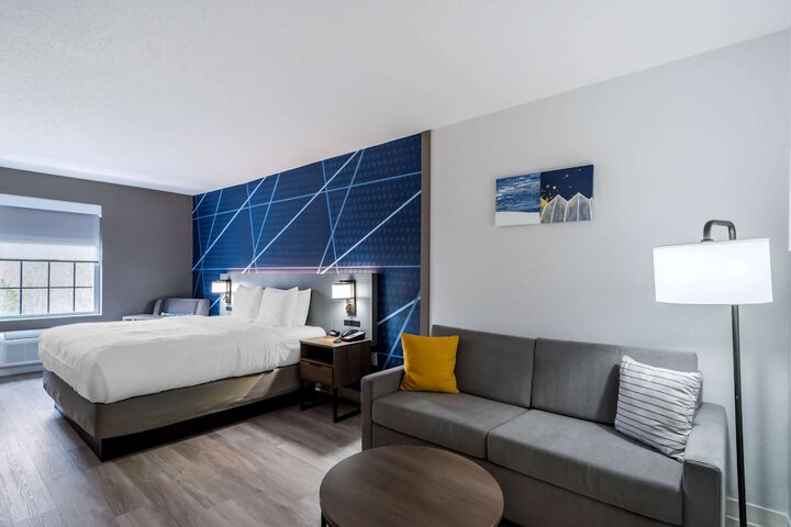 Room 15 of 30