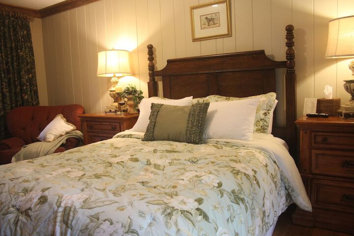 Room 16 of 26