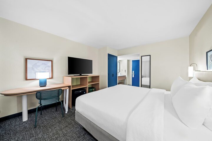 Spark by Hilton Orlando near Universal