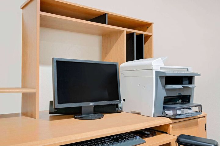 Business Center 58 of 59