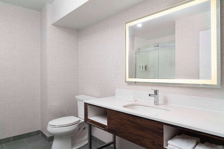 Hampton Inn Chicopee / Springfield