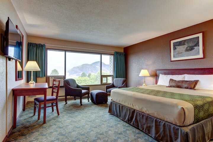 Room 20 of 37