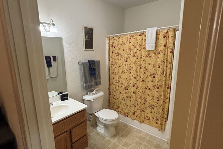 Hermann Crown Suites