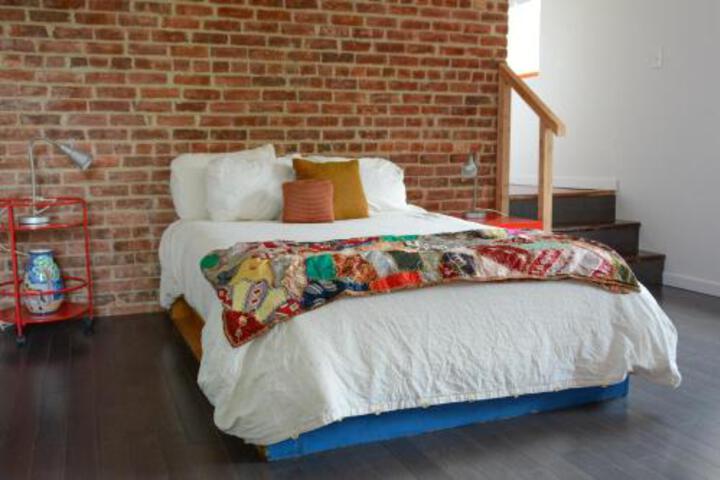 CASA HUDSON