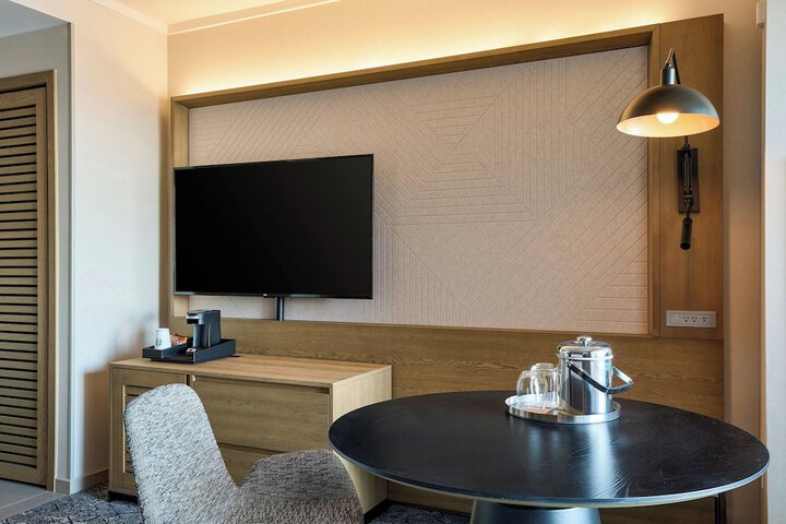 Sheraton Grand Sacramento Hotel
