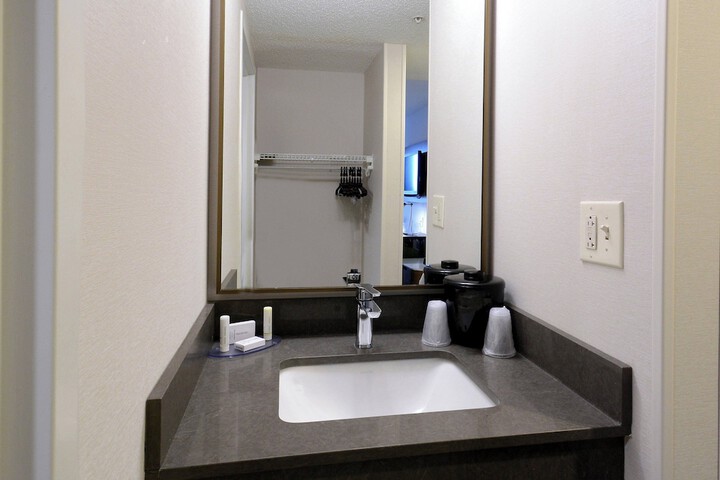 Room 12 of 29