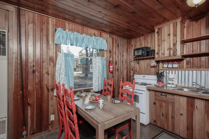 Pine Cabin by Vtrips