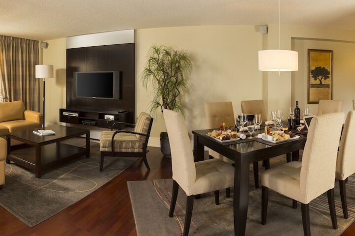 Room 73 of 145
