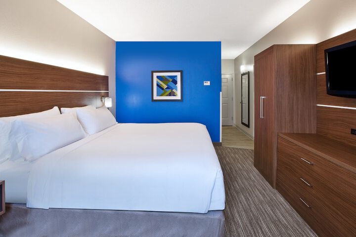 Room 22 of 44