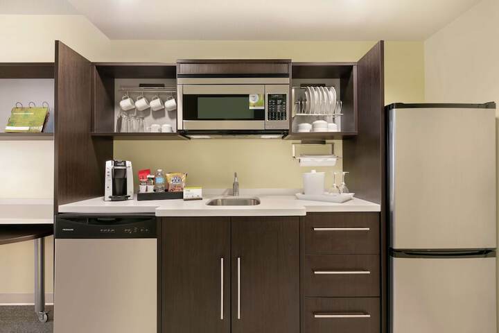 Home2 Suites by Hilton Fort St. John
