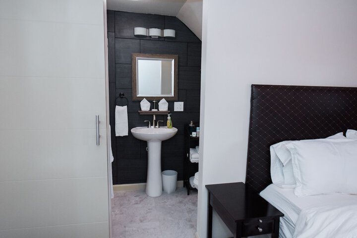 Room 54 of 72