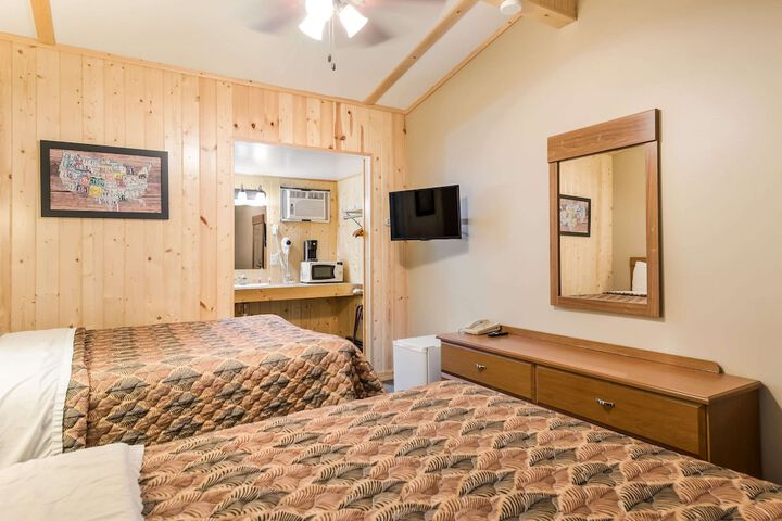 Econo Lodge Rice Lake