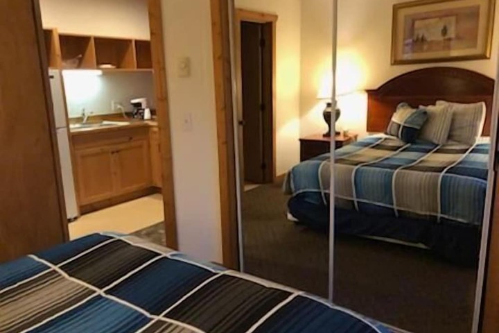 Room 28 of 41