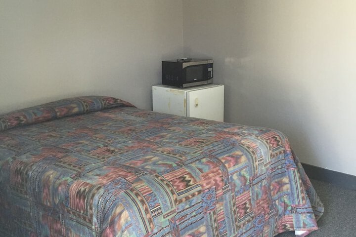 Room 30 of 34