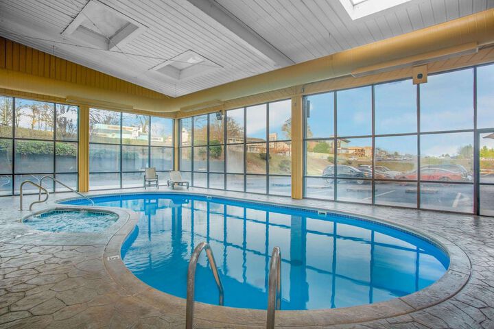 Pool 10 of 57
