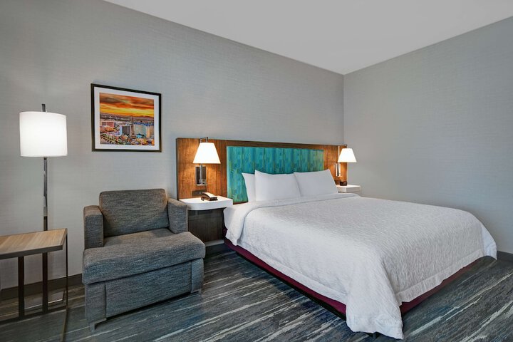 Room 28 of 51