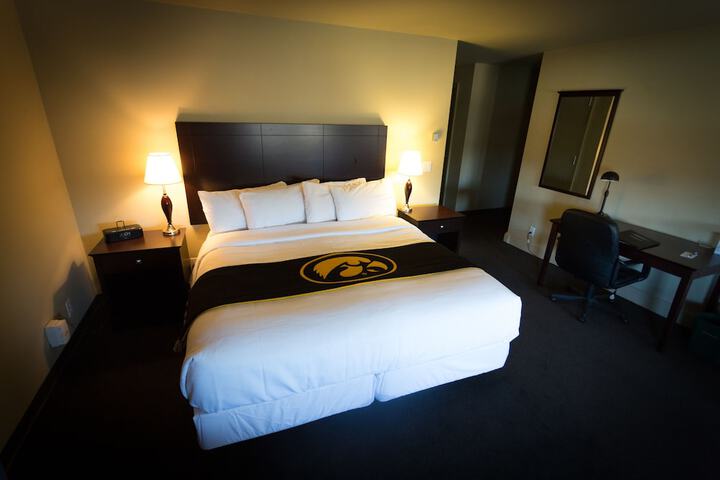 Room 20 of 33