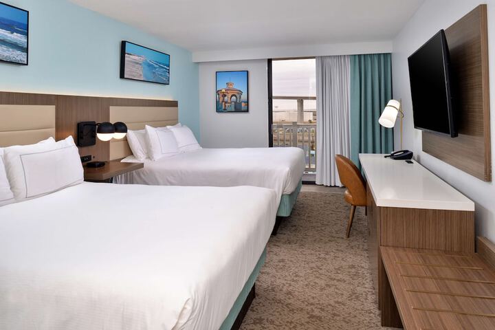 Room 16 of 25