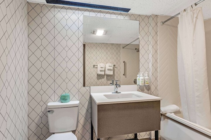 Room 15 of 56