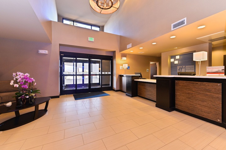 Holiday Inn Express & Suites Indio - Coachella Valley by IHG