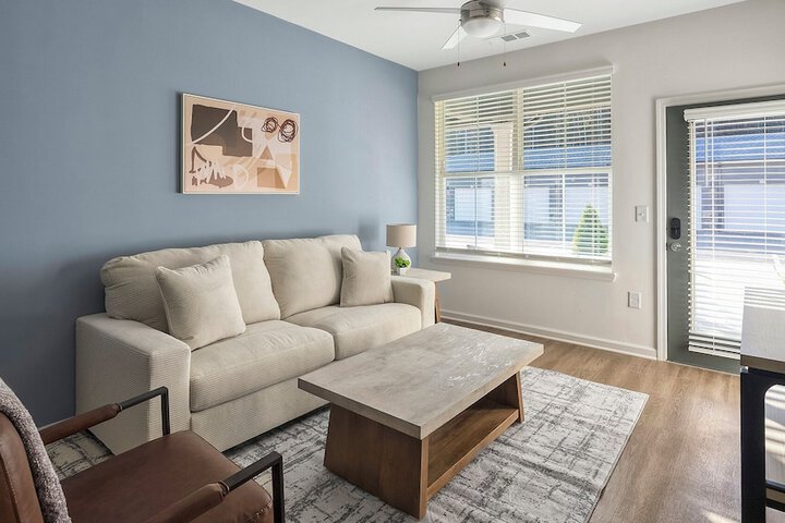 Landing Apartments Birmingham - Sand Ridge